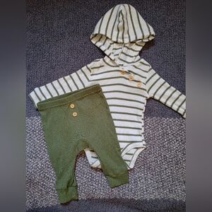 Rachel Zoe baby outfit